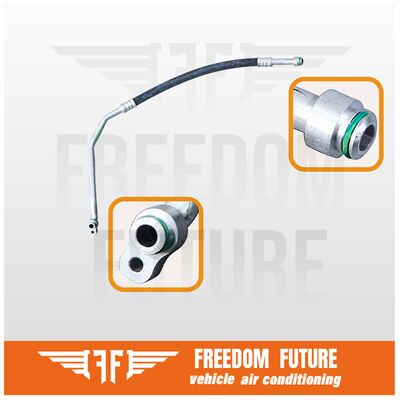 80311-T7W-A01 Mehrschichtverstärkter A/C-Entladeschlauch für 2016-2018 1,8 L Honda HR-V